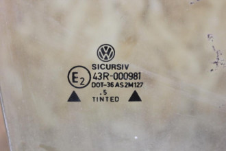 Стекло двери задней правой Volkswagen Passat b4 B4