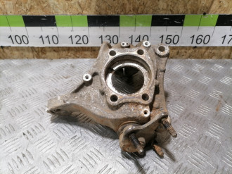 Кулак поворотный передний правый Volkswagen Passat b6 b6