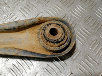 Рычаг задний поперечный левый Volkswagen Touareg 2002 2010