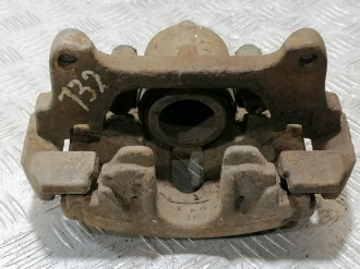 Суппорт передний правый Volkswagen Passat b6 b6