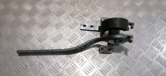 Петля крышки багажника левая Volkswagen Touareg 2002 2010