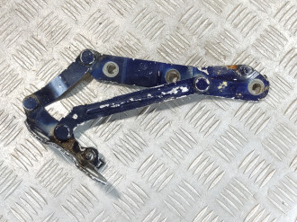 Петля багажника правая Volkswagen Vento 1991 1997