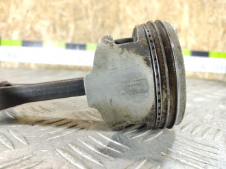 Поршень с шатуном Volkswagen Passat b6 b6