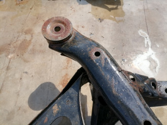 Балка задняя Volkswagen Touareg 2002 2010