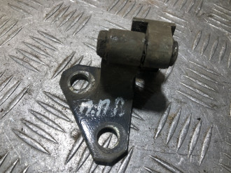 Петля двери передней правой верхняя Volkswagen Passat b6 b6