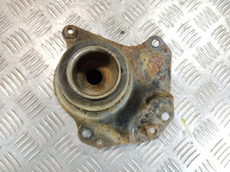 Опора двигателя левая Volkswagen Polo 1994-1999