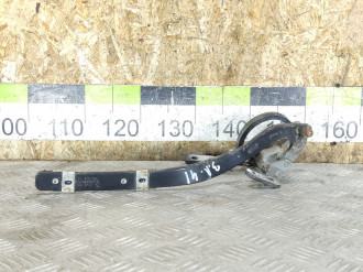 Петля крышки багажника левая Volkswagen Touareg 2002 2010