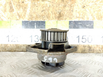 Насос водяной помпа Volkswagen Polo 1994-1999