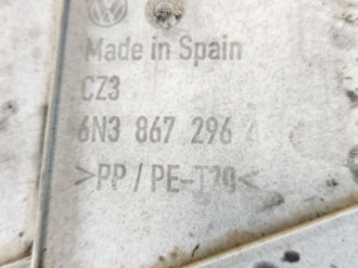 Обшивка стойки правая Volkswagen Polo 1994-1999