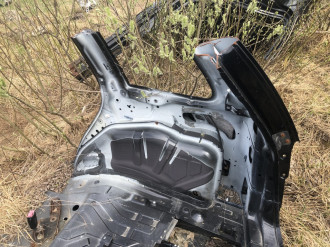 Крыло заднее правое Volkswagen Touareg 2002 2010