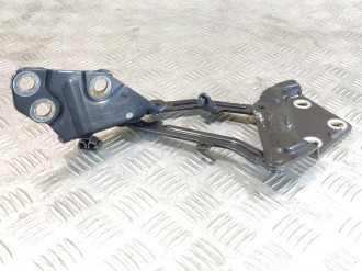 Петля капота правая Volkswagen Touareg 2002 2010