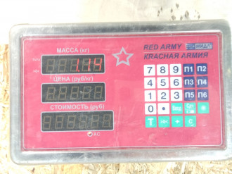 Петля капота правая Volkswagen Touareg 2002 2010