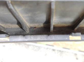 Направляющая бампера Volkswagen Touareg 2002 2010