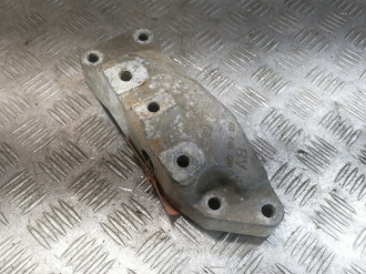 Кронштейн кпп Volkswagen Passat b6 b6