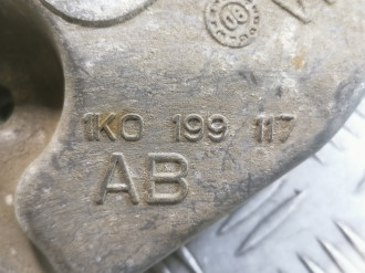 Кронштейн кпп Volkswagen Passat b6 b6