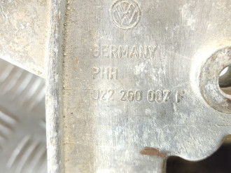 Кронштейн генератора Volkswagen Touareg 2002 2010