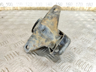 Опора двигателя правая Volkswagen Amarok 2010-2020