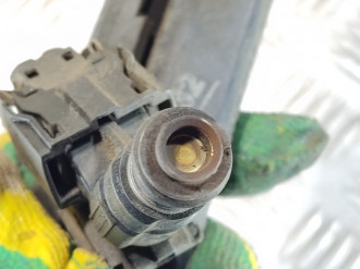 Форсунка двигателя Volkswagen Polo 1994-1999