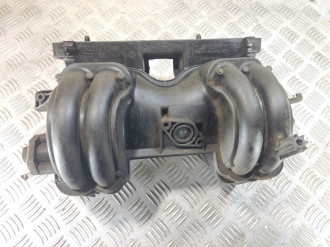 Коллектор впускной Volkswagen Polo 1994-1999