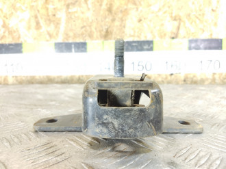 Опора двигателя левая Volkswagen Amarok 2010-2020