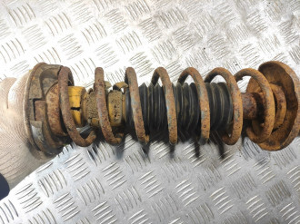 Пружина задняя Volkswagen Vento 1991 1997