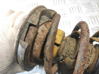 Пружина задняя Volkswagen Vento 1991 1997