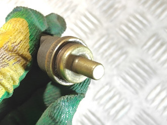 Датчик температуры жидкости Volkswagen Touareg 2002 2010