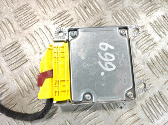 Блок управления Air Bag Volkswagen Transporter T5