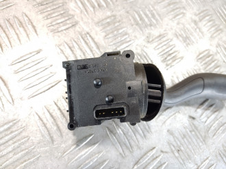 Переключатель подрулевой правый Volkswagen Touareg 2002 2010