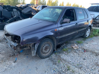 В разборе Volkswagen Golf 3