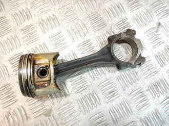 Поршень с шатуном Volkswagen Polo 1994-1999