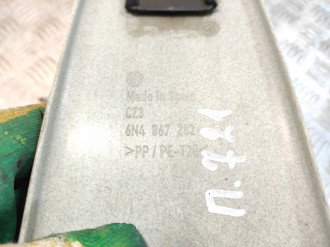 Обшивка стойки правая Volkswagen Polo 1994-1999