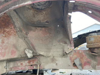 Лонжерон передний правый Volkswagen Transporter T5