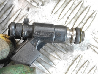 Форсунка двигателя Volkswagen Polo 1994-1999