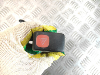 Кнопка аварийной сигнализации Volkswagen Polo 1994-1999