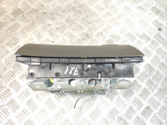 Подушка безопасности в торпедо Volkswagen Polo 1994-1999