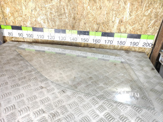 Стекло двери передней правой Volkswagen Polo 1994-1999