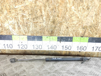 Амортизатор двери багажника Volkswagen Polo 1994-1999