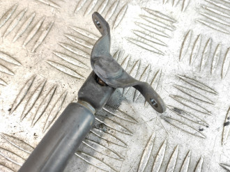 Амортизатор двери багажника Volkswagen Polo 1994-1999