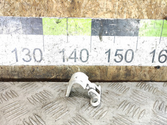 Петля багажника левая Volkswagen Polo 1994-1999