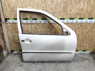 Дверь передняя правая Volkswagen Polo 1994-1999
