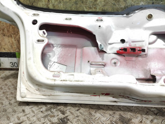 Дверь багажника Volkswagen Polo 1994-1999