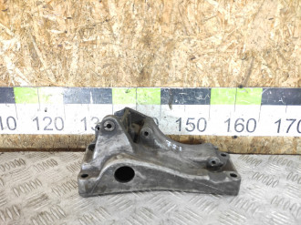 Кронштейн генератора Volkswagen Polo 1994-1999