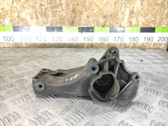 Кронштейн генератора Volkswagen Polo 1994-1999