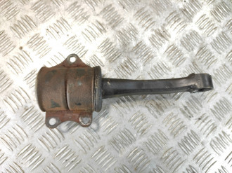 Опора кпп Volkswagen Polo 1994-1999