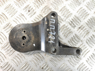 Кронштейн двигателя Volkswagen Polo 1994-1999