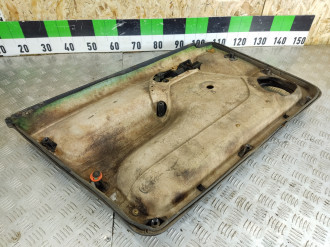 Обшивка двери передней правой Volkswagen Golf 3