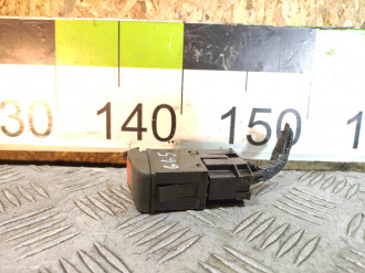 Кнопка аварийной сигнализации Volkswagen Polo 1994-1999