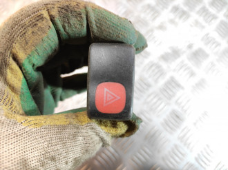 Кнопка аварийной сигнализации Volkswagen Polo 1994-1999