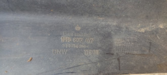 Бампер задний Volkswagen Vento 1991 1997